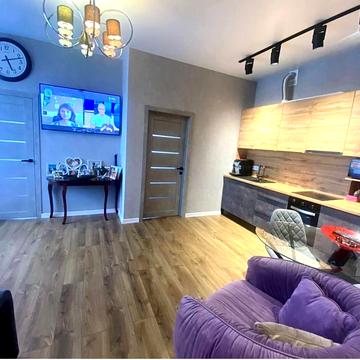 Полуничний пров., 24