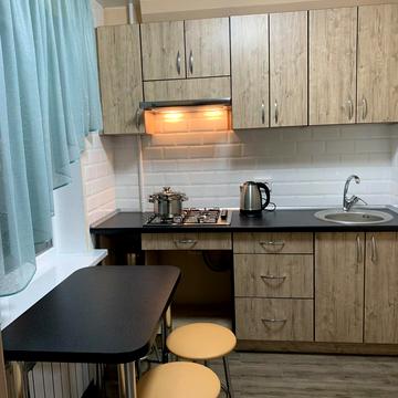 Запорізька вул., 5