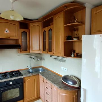 Вука Караджича вул., 14