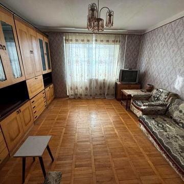 Перша оренда 2 кім по Европейській