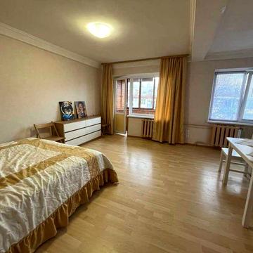 Сдам 1-о комнатную Святошинский р-н. Турчинова 17.