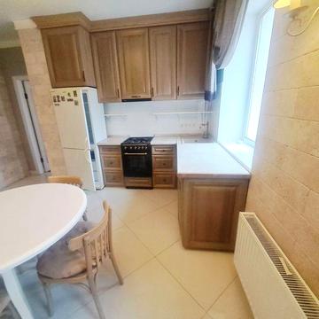 Сдам Бреуса Рекордная Таврия 2х комнатную квартиру