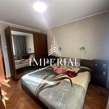 Кадетський Гай вул., 9