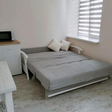 Вільного Козацтва вул. (Артюшенка), 1