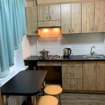 Продам 1-кімнатну квартиру Малий ринок