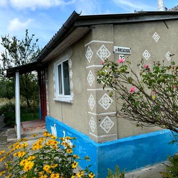 Продам будинок + 10 соток землі в Дунаївці