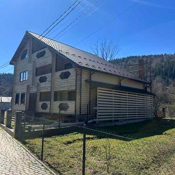 Продам Будинок з деревяного Зрубу 274 м² с. Татарів