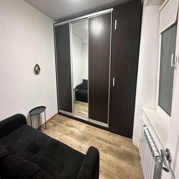 Героїв Дніпра вул., 25