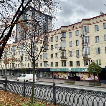 Берестейський просп. (Перемоги), 7