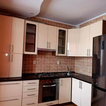 Зодчих вул., 3