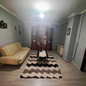 Затишний будинок