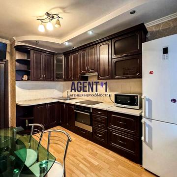 Печерська вул., 6