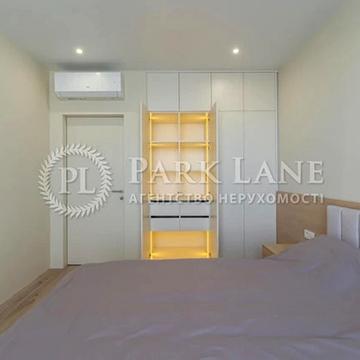 Родини Крістерів вул., 14-Б