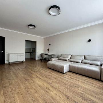 Дмитра Луценка вул. (Крейсера "Аврора"), 6