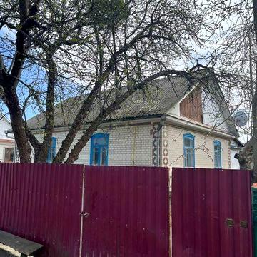 Продавця будинок