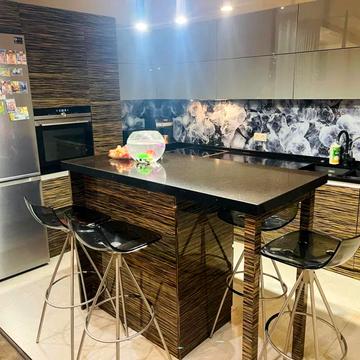 Успішна вул., 18