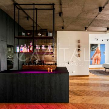 Буслівська вул., 12