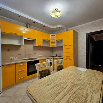 Єлизавети Чавдар вул., 1