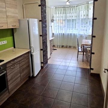 Боголюбова вул., 22