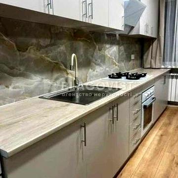 Продаж квартири Берестейський проспект 104-А. Метро Святошин