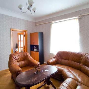 Здам 3-кімнатну квартиру в районі просп. Науки (Гагаріна)