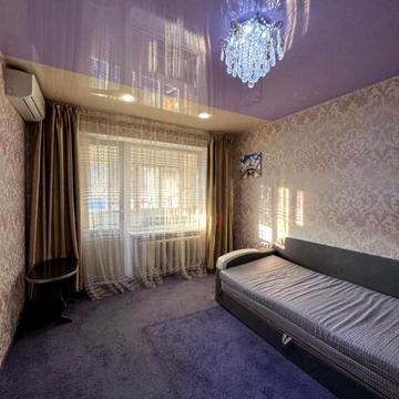 Князя Володимира Великого просп., 138