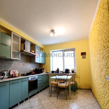 Продам 2-кімнатну квартиру на ж/м Перемога