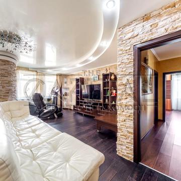 Олександра Мишуги вул., 2а