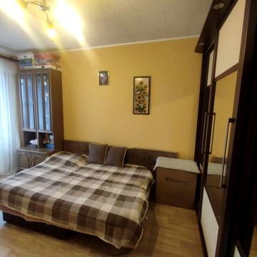 Семафорна вул., 46