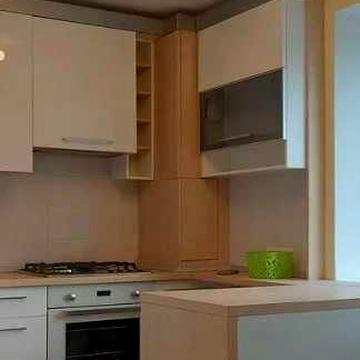 Продаж 3-кімнатної в ЦЕНТРІ з АВТОНОМНИМ опаленням. Площа 92 м²
