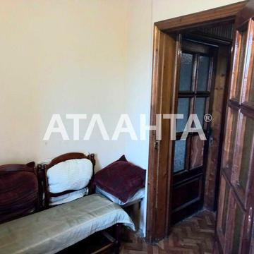 Трехкомнатная квартира на улице Заболотного.