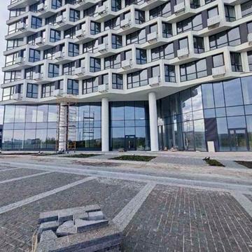 Берковецька вул., 6