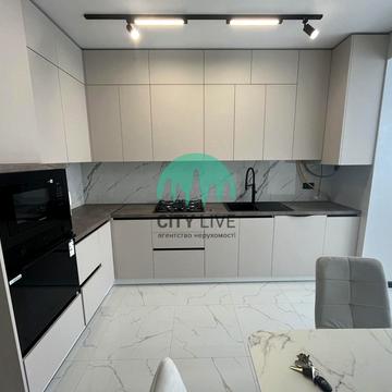 Приозерна вул., 40