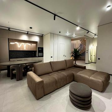 Виноградна вул., 2