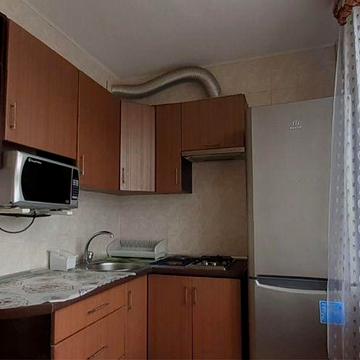 Сдам 2 кв Валентиновская 24