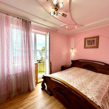 3-кімнатна квартира з РЕМОНТОМ, ТЕХНІКОЮ та МЕБЛЯМИ!