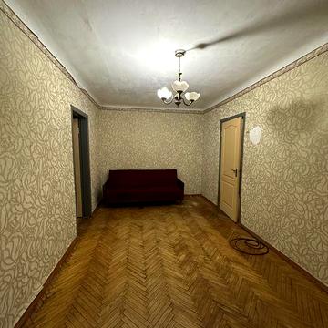 **ЦЕНТР! McDonalds Пр. Перемоги !2-К. Закритий Двір