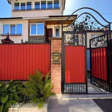 Продається дворівнева квартира смт Путила, вул. Українська