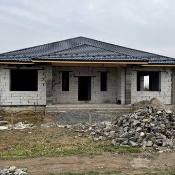 Продам будинок в Горянах, 3 спальні, 145 кв заг пл, 9 сотин