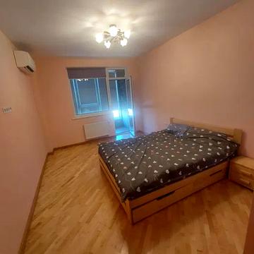 Вишгородська вул., 45-Ж