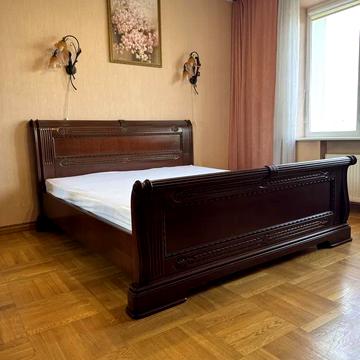 Михайла Омеляновича-Павленка вул. (Суворова), 11