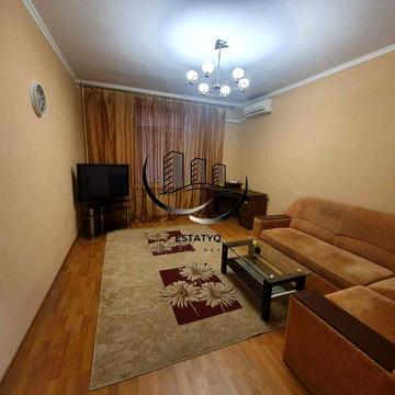 Здається 2 кімнатна квартира, Центр.