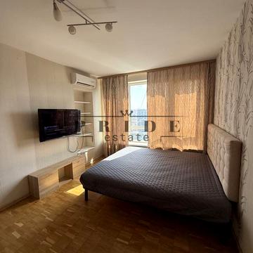 Березняківська вул., 16