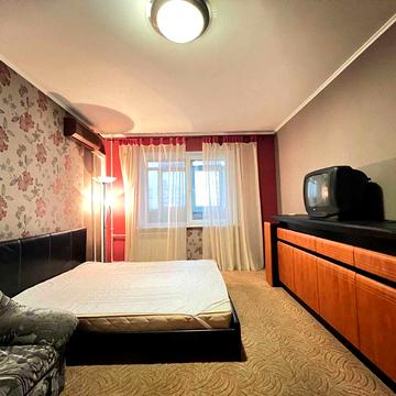 Бажана 28, квартира вільна. Оперативний показ та заселення