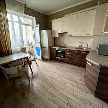 Сдам 1ую квартиру ЖК Успех, Проспект Небесной Сотни 3а.Свет всегда.С ж