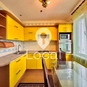 Академіка Заболотного вул., 28