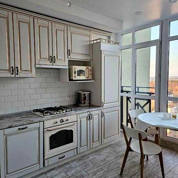 здам в аренду 1 к квартира з великою кухнею