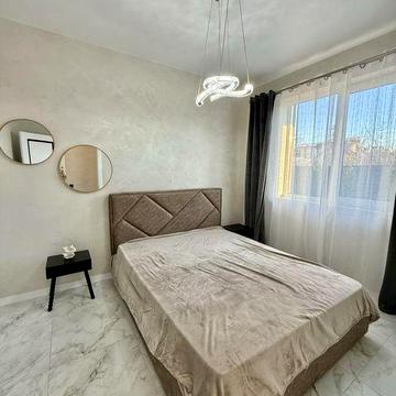 Одноповерховий таунхаус з ремонтом ! Власний дворик