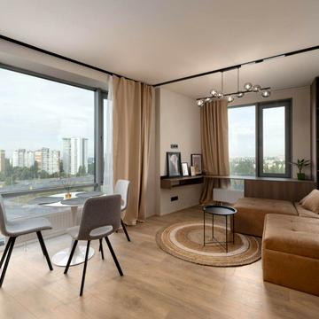 Академіка Заболотного вул., 1-Б