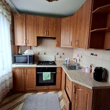 Терміново Здам !!!2-х кімнатну квартиру на (Воєнстрої)